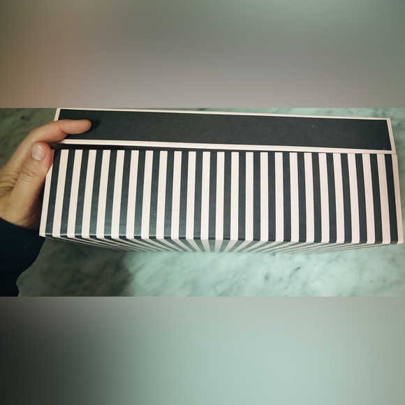 Juicy Couture Signature Decorative Box - Picture 5 of 12